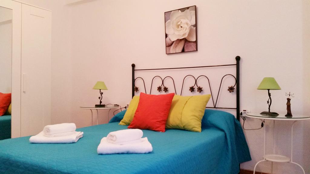 Apartamento Jose Maria Corona Малага Стая снимка